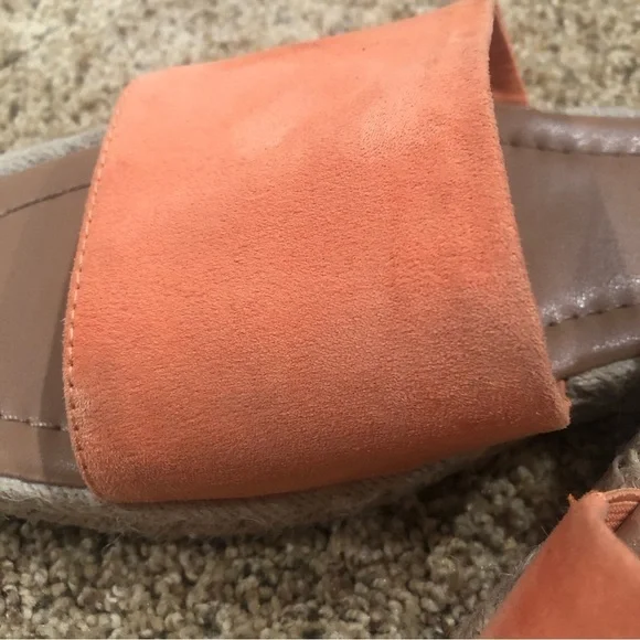 Universal Thread/ woman’s | Shoes | Faux Vegan Suede /Orange / size 10... - Picture 3 of 9